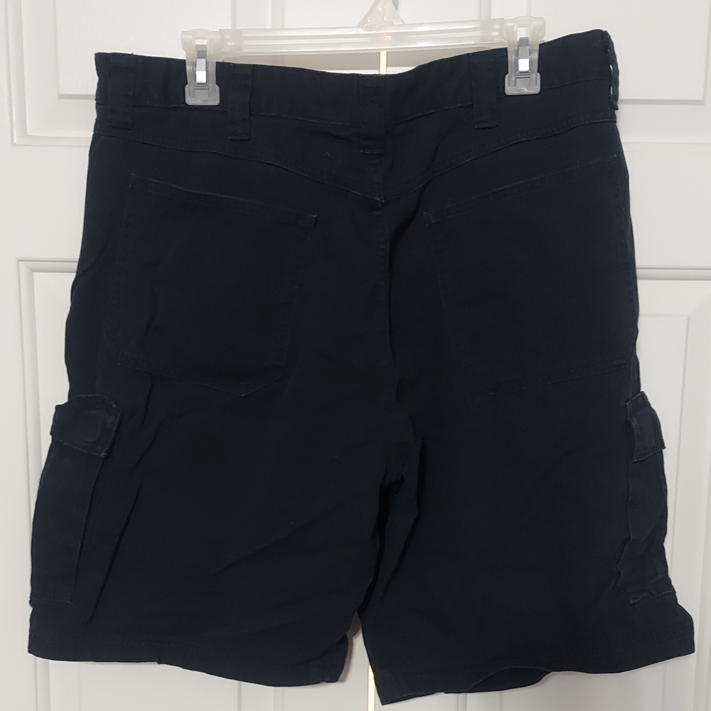 Wrangler Authentics Men's Classic Cargo Shorts - Black - Size 38 - Used VGC - Picture 3 of 5